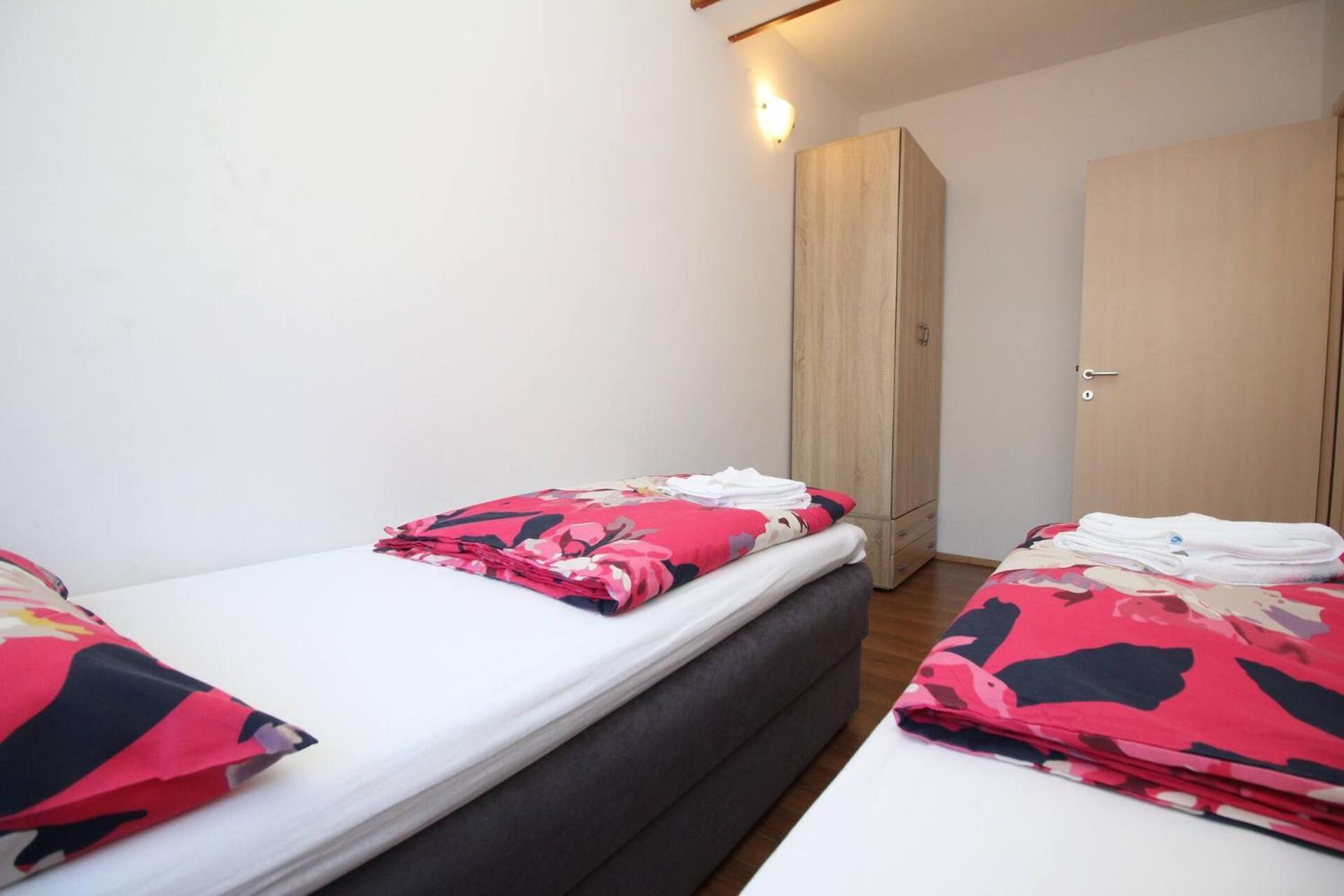 Apartments Kucar Baška Extérieur photo